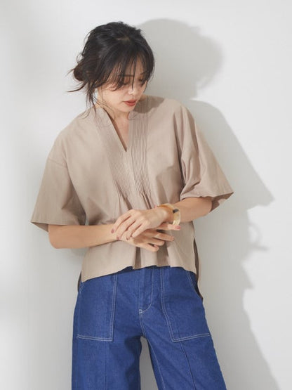 ピンタックフォルムカットソー