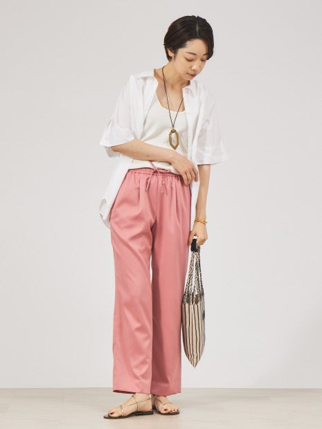 サテンストレートイージーパンツ