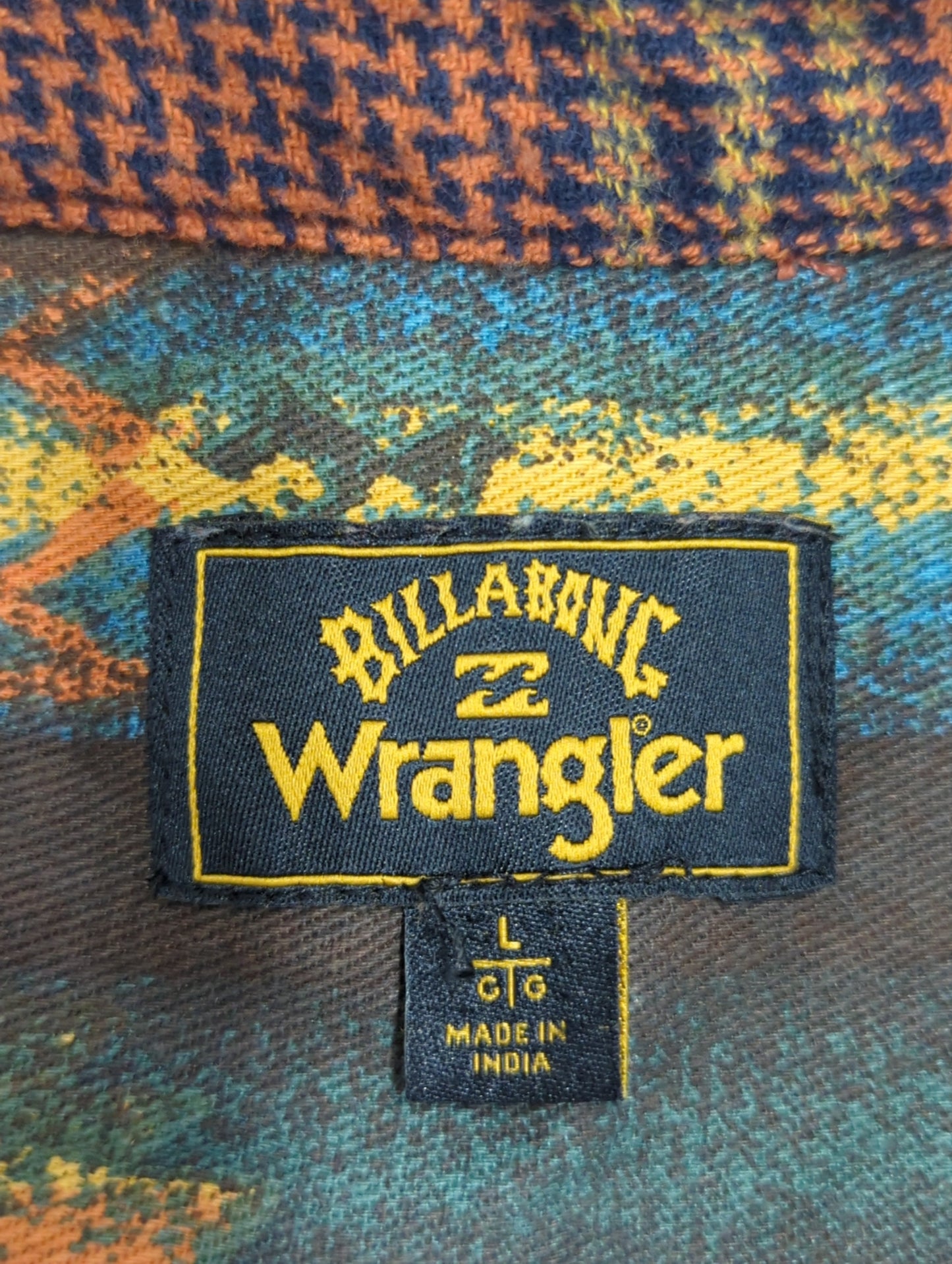 KNOX JACQUARD PLAID