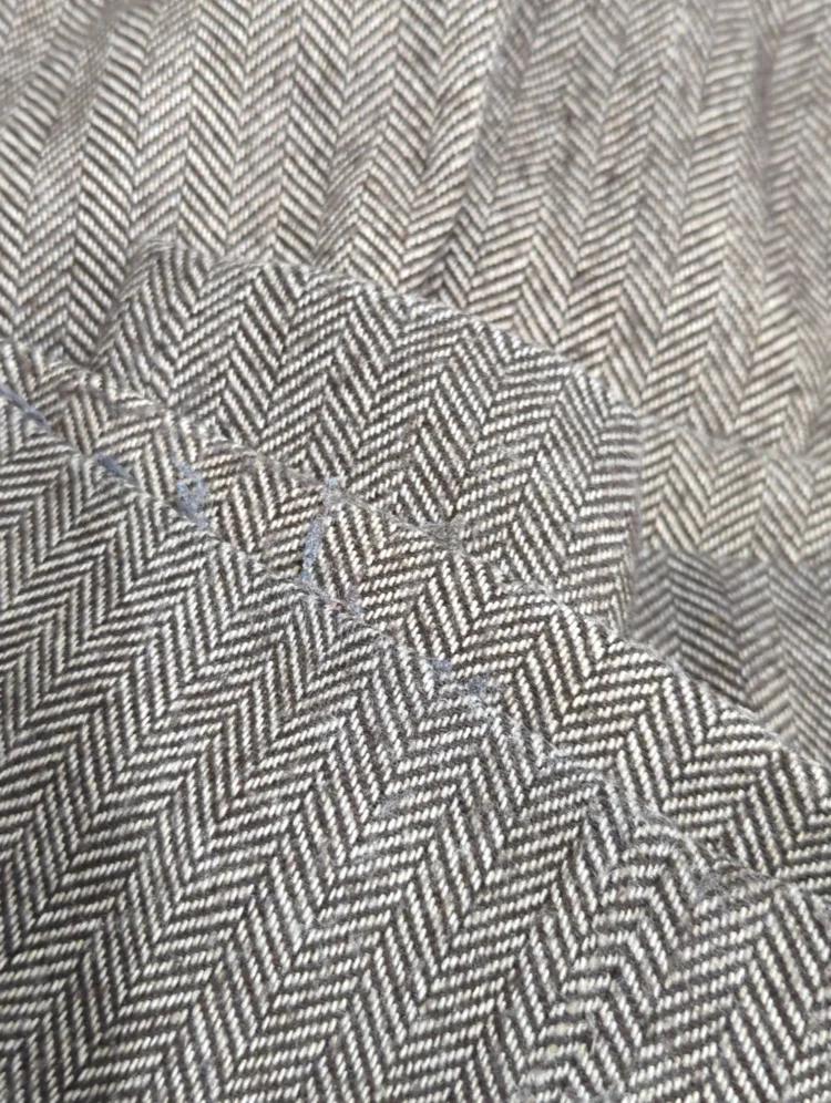 LOOSE TAPERED TROUSERS