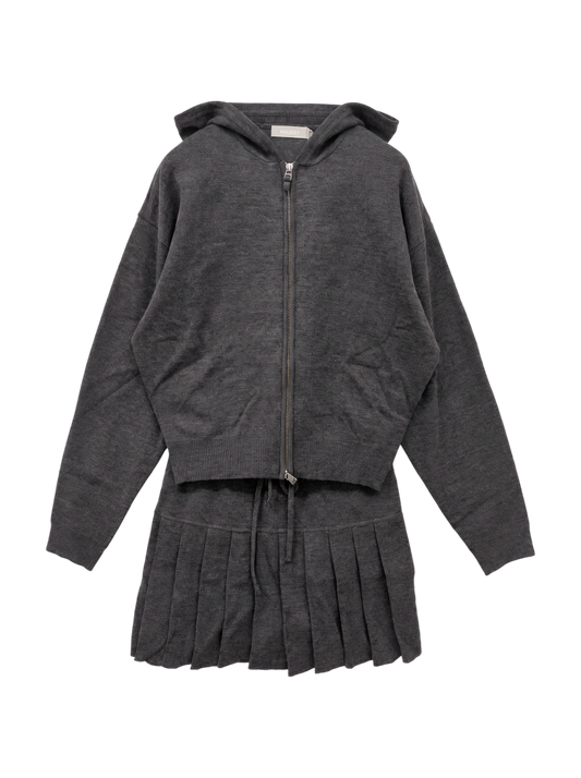 ZIP UP PARKA & PLEATED MINI SK
