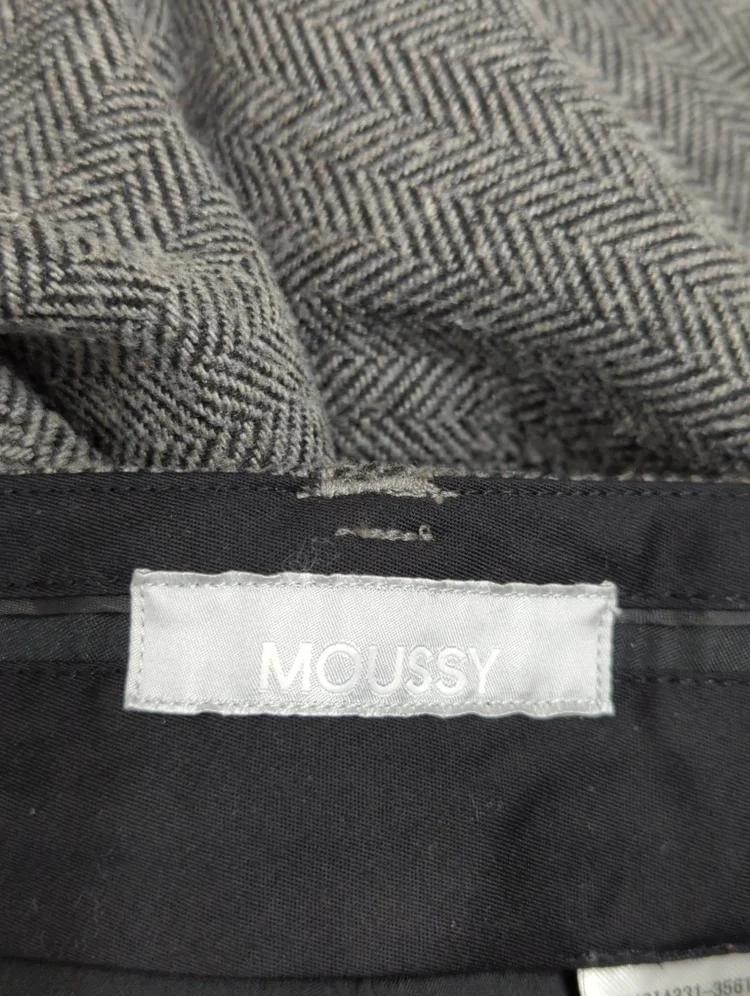 LOOSE TAPERED TROUSERS