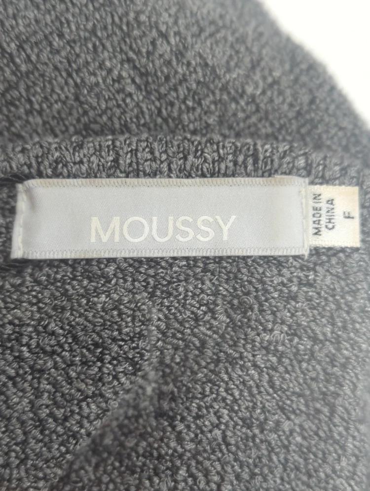 BUTTON STRAP O/S TOP