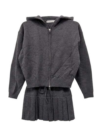 ZIP UP PARKA & PLEATED MINI SK