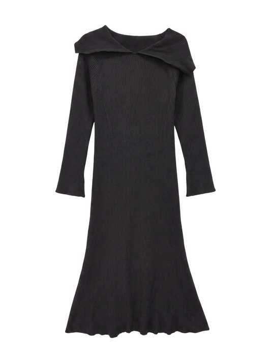 BIG COLLAR KNIT DRESS