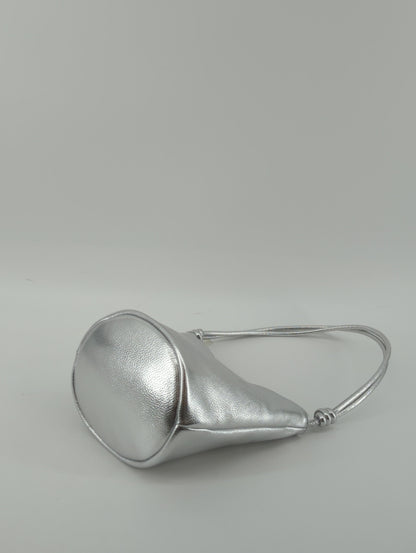シュリンクショルダー