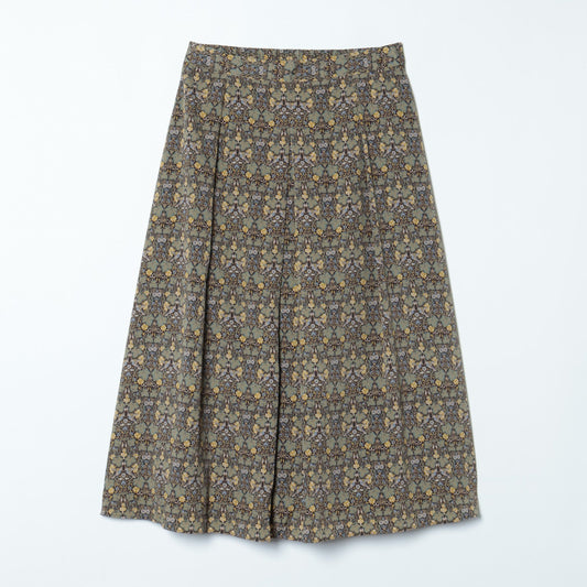 リバティ ヴァイン・シーフ タックフレアスカート