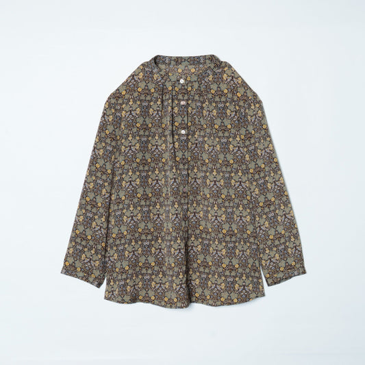 リバティ ヴァイン・シーフ スタンドカラー7分袖ブラウス