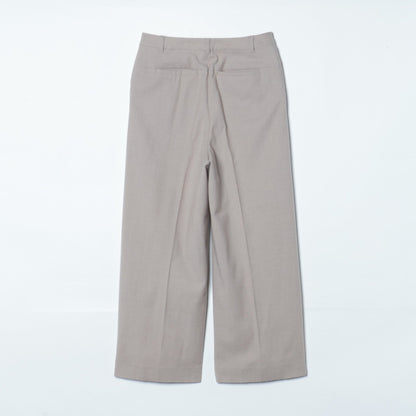 タンブルストレッチウール ストレートシルエットパンツ