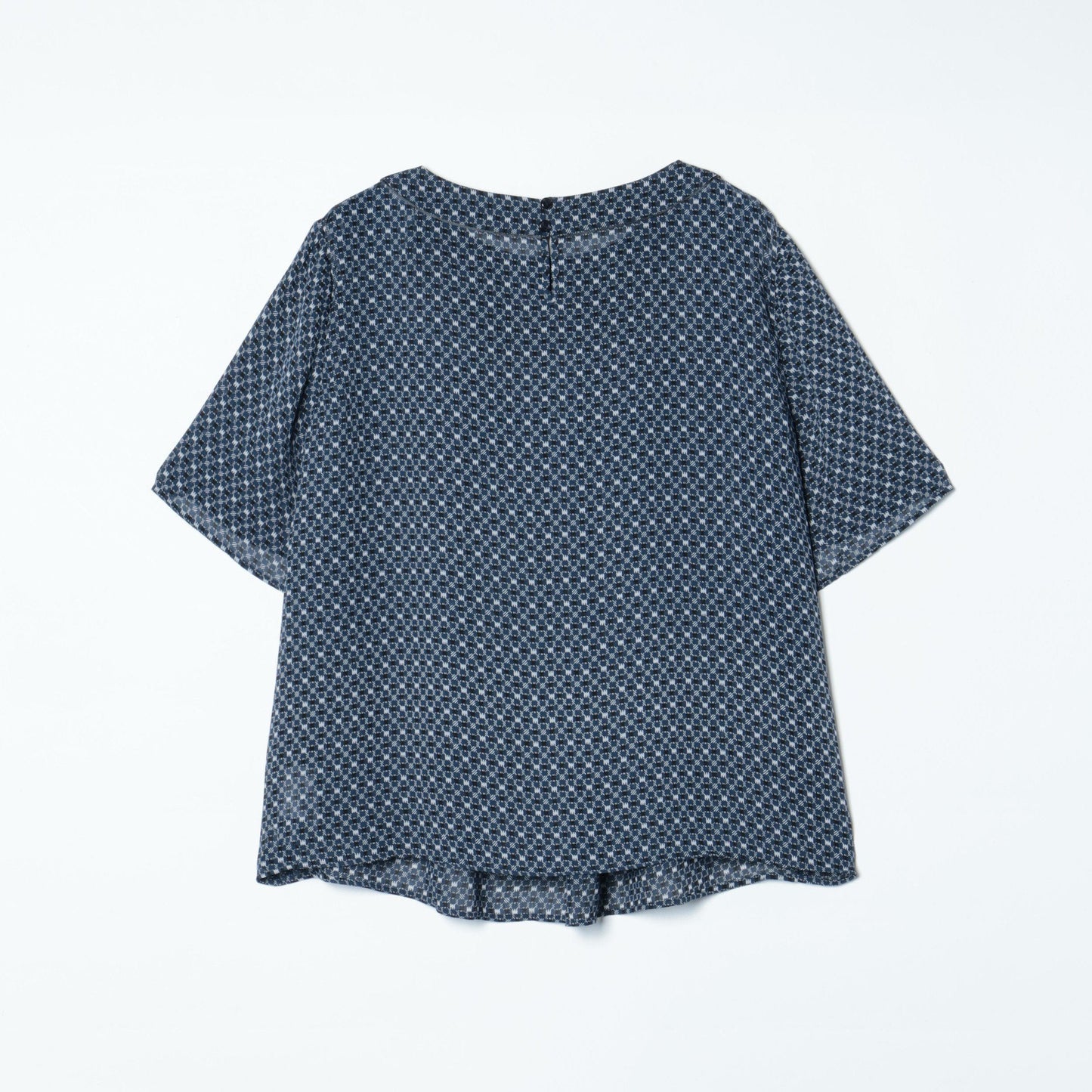 【L】バイヤスミニバードプリント 半袖ノーカラーブラウス