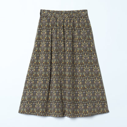 リバティ ヴァイン・シーフ タックフレアスカート