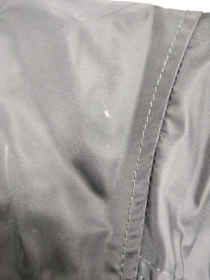 Macro balloon bomber wmn