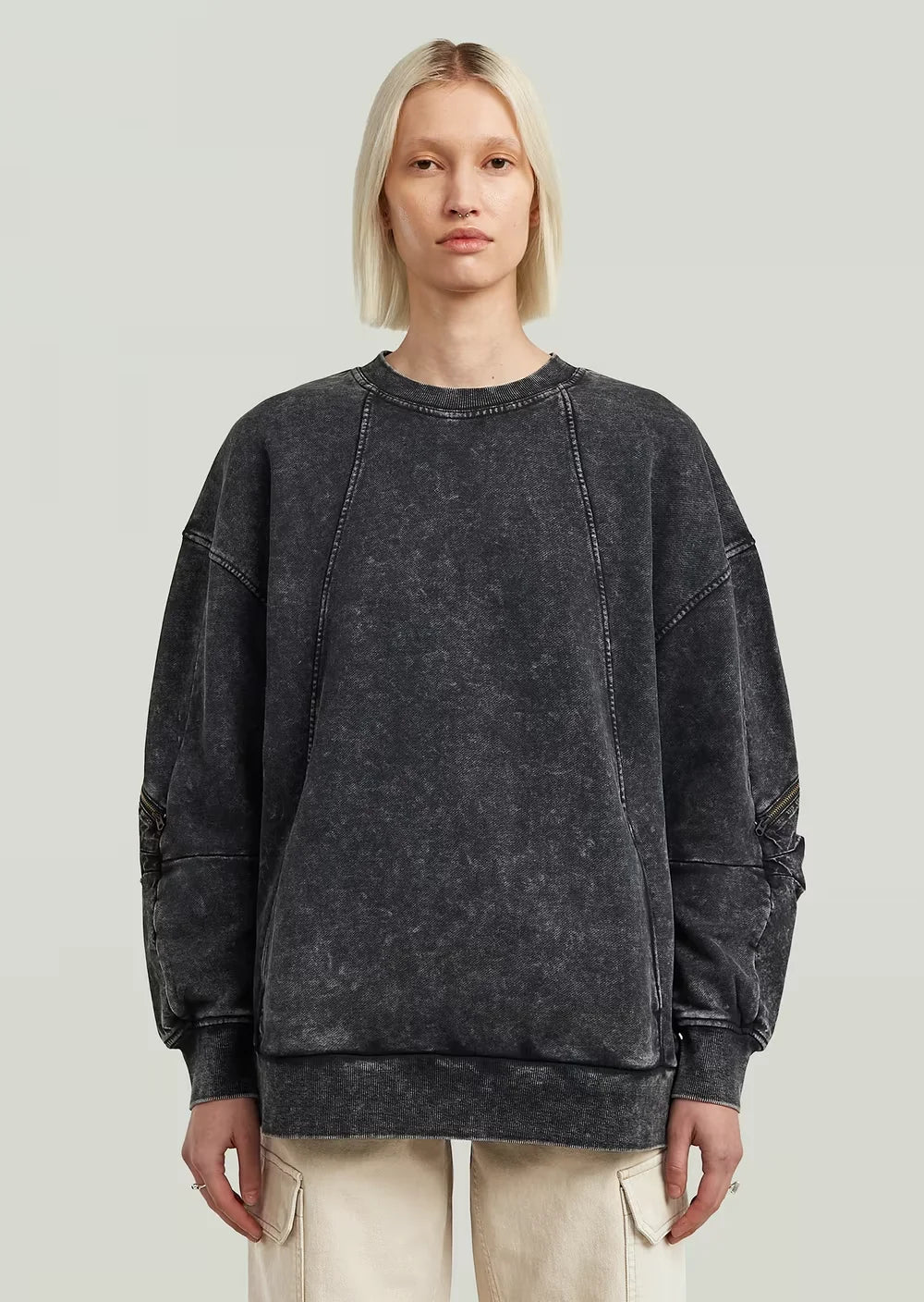 Washed 3D Mix Oversized Sweater