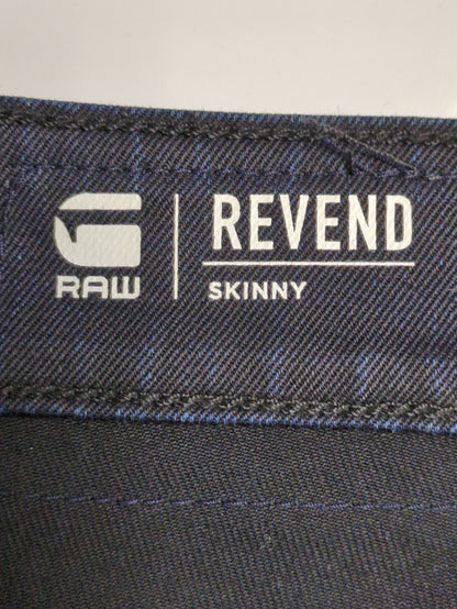 Revend Skinny Jeans