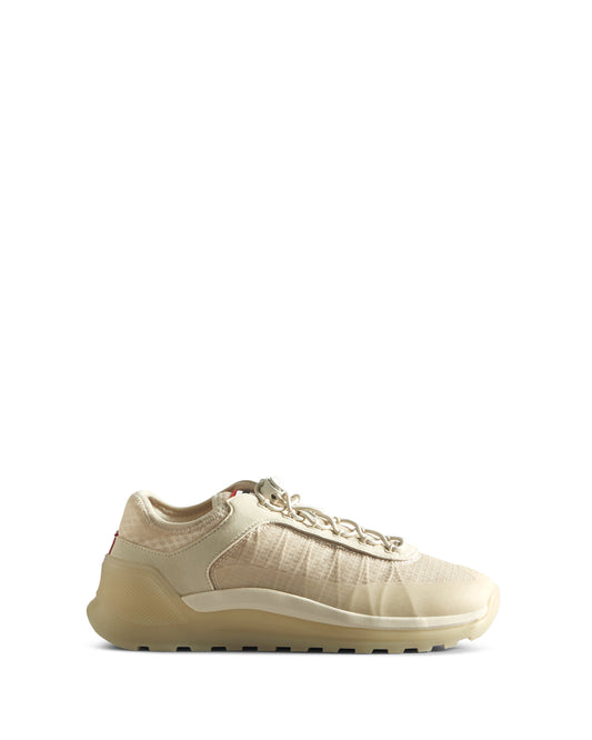 WOMENS TRAVEL TRAINER
