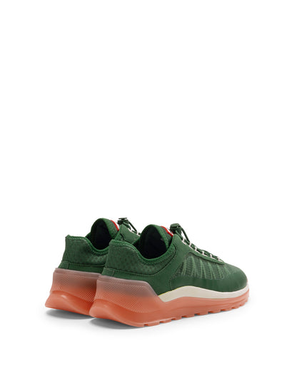 WOMENS TRAVEL TRAINER