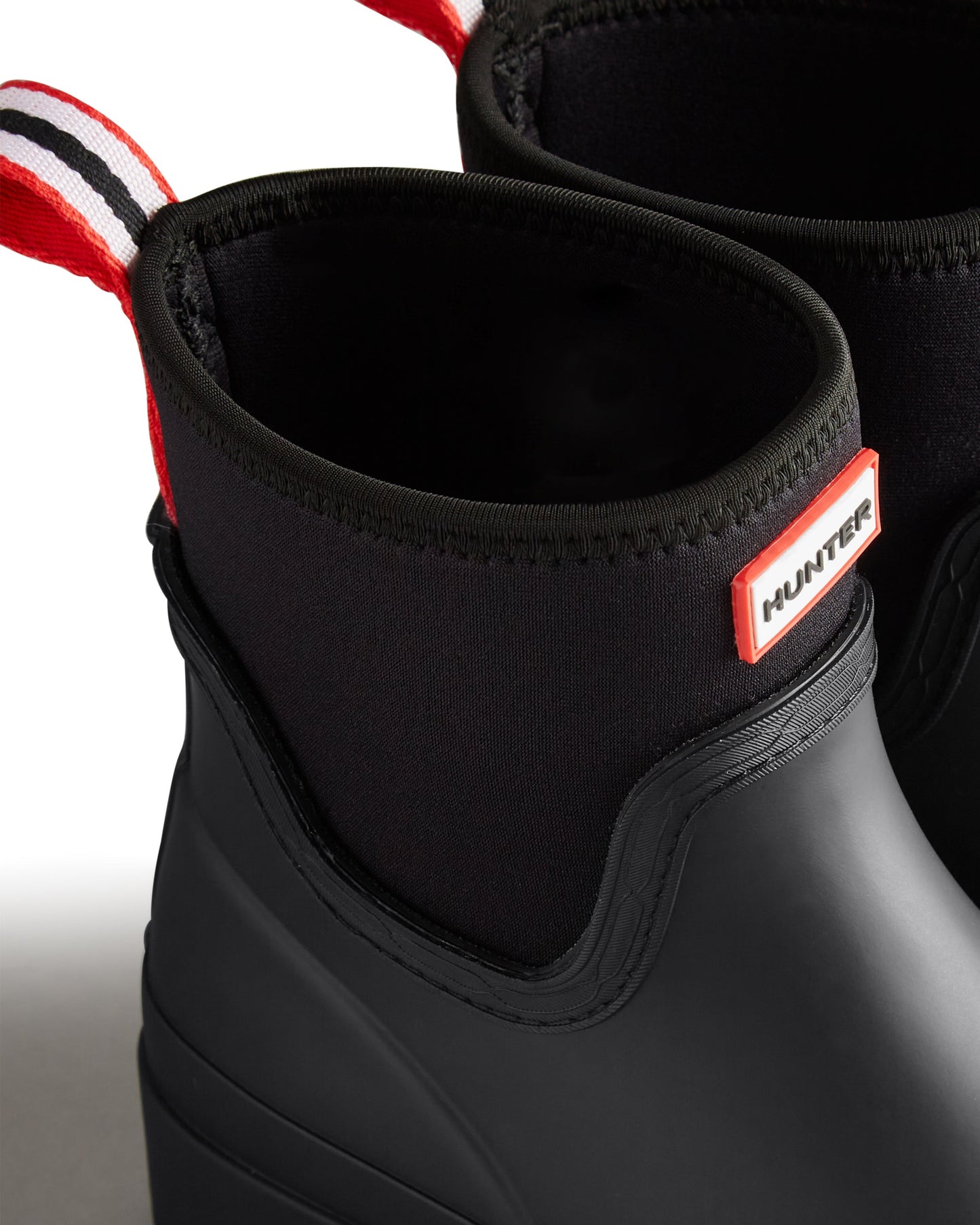 PLAY ESSENTIAL NEOPRENE SHORT BOOT