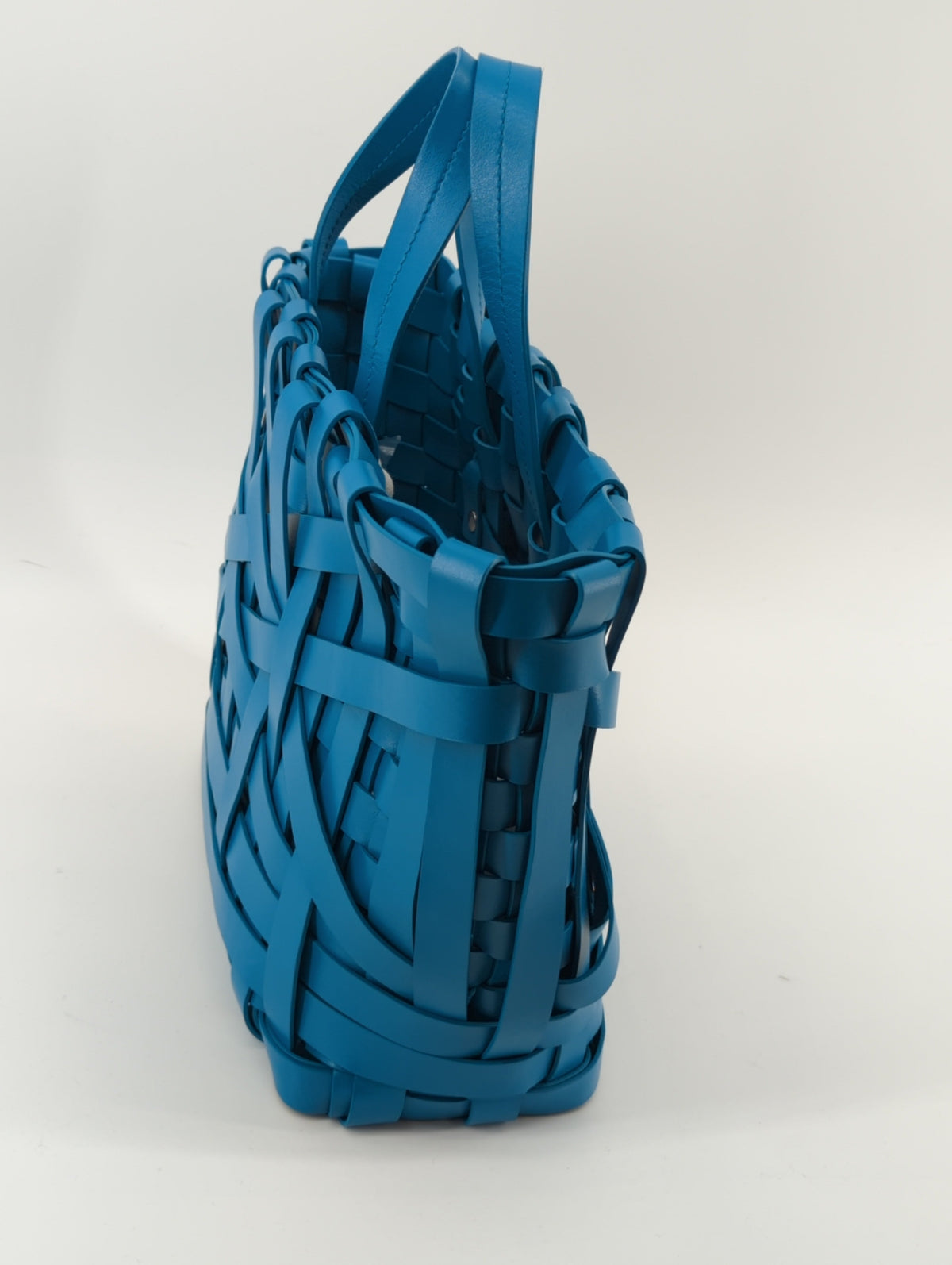 WOVEN BASKET MD