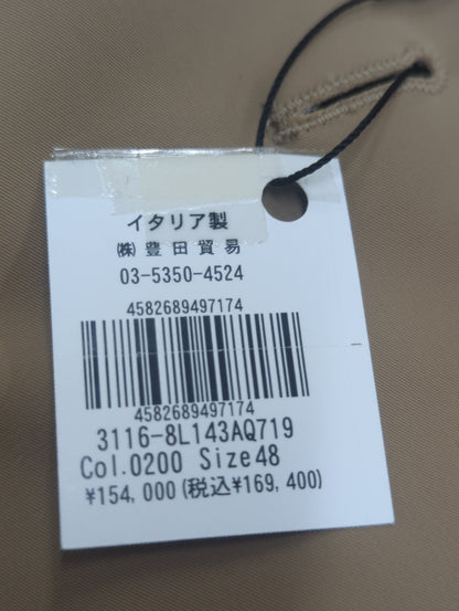 スーツ