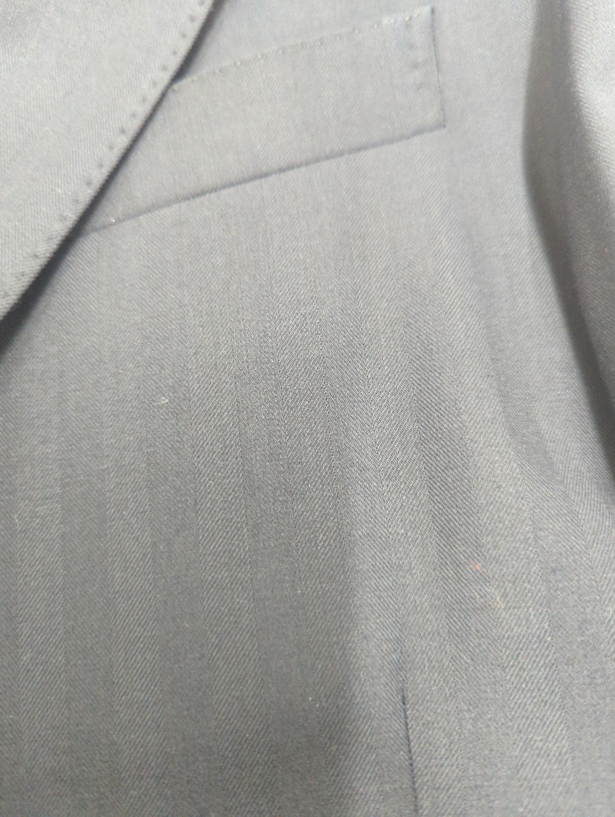 撥水パッカブルヘリンボーンスーツ