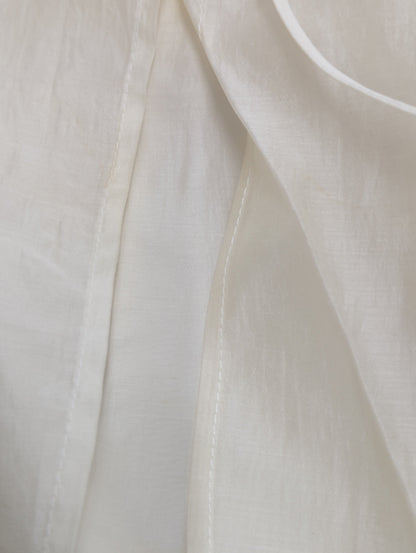 2WAYシアーラッフルコンパクトブラウス