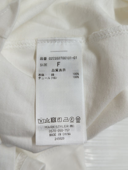 エンブロイダリーワンポイントTシャツ
