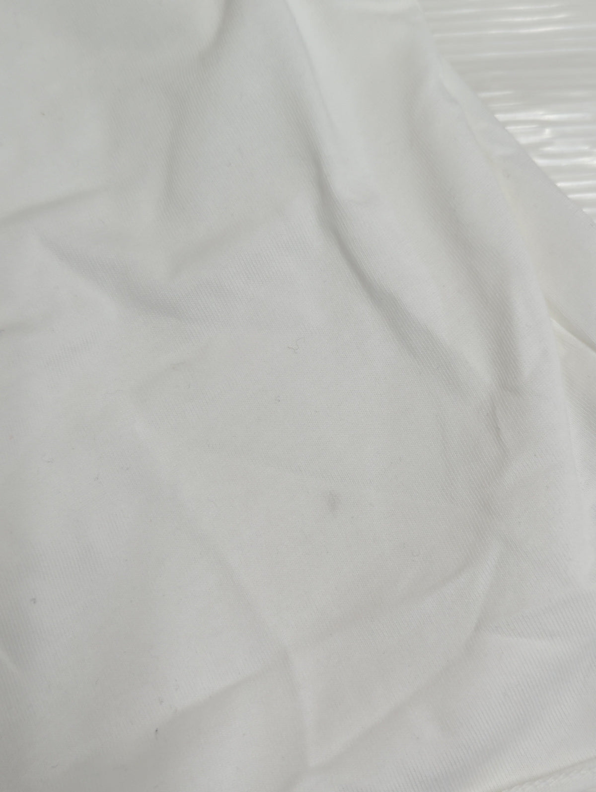 ロゴミニマルTシャツ