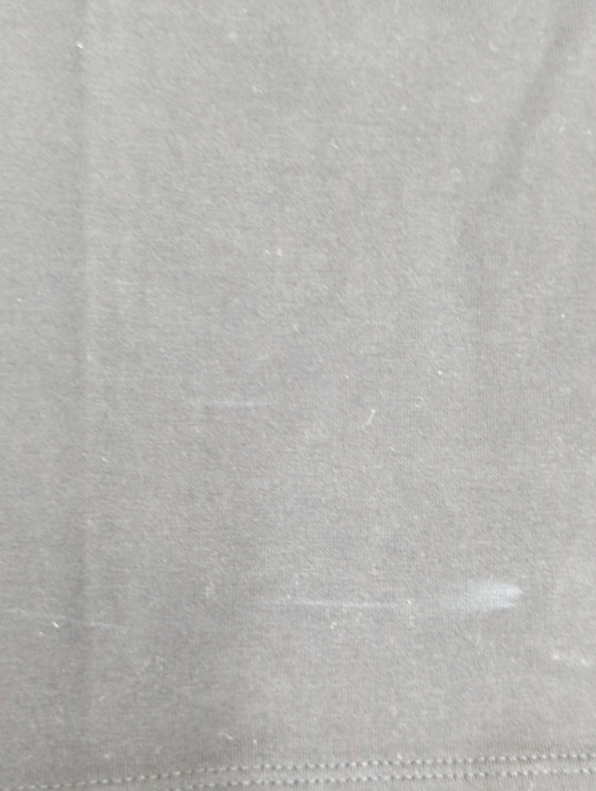 エンブロイダリーTシャツ