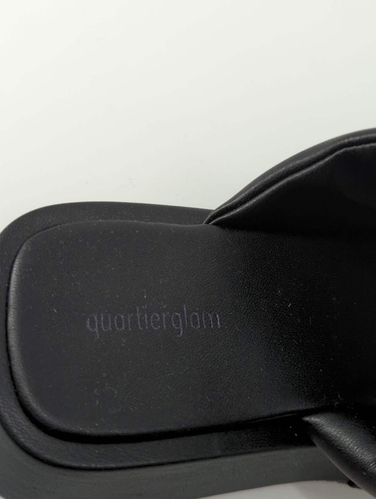 【quartierglam】PLATFORM PUFFY SLIDE SANDAL