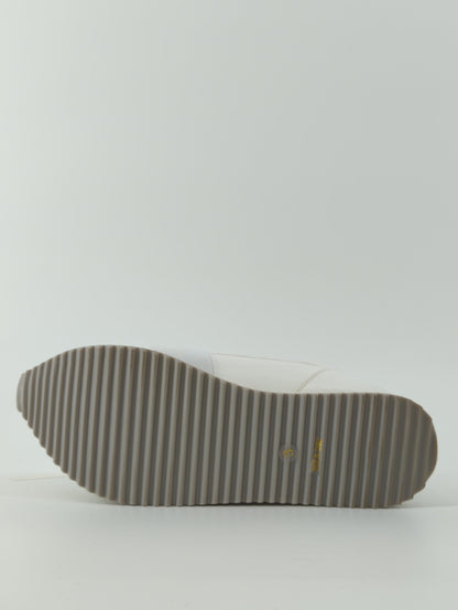 LACE UP PLATFORM SOLE SNEAKERS