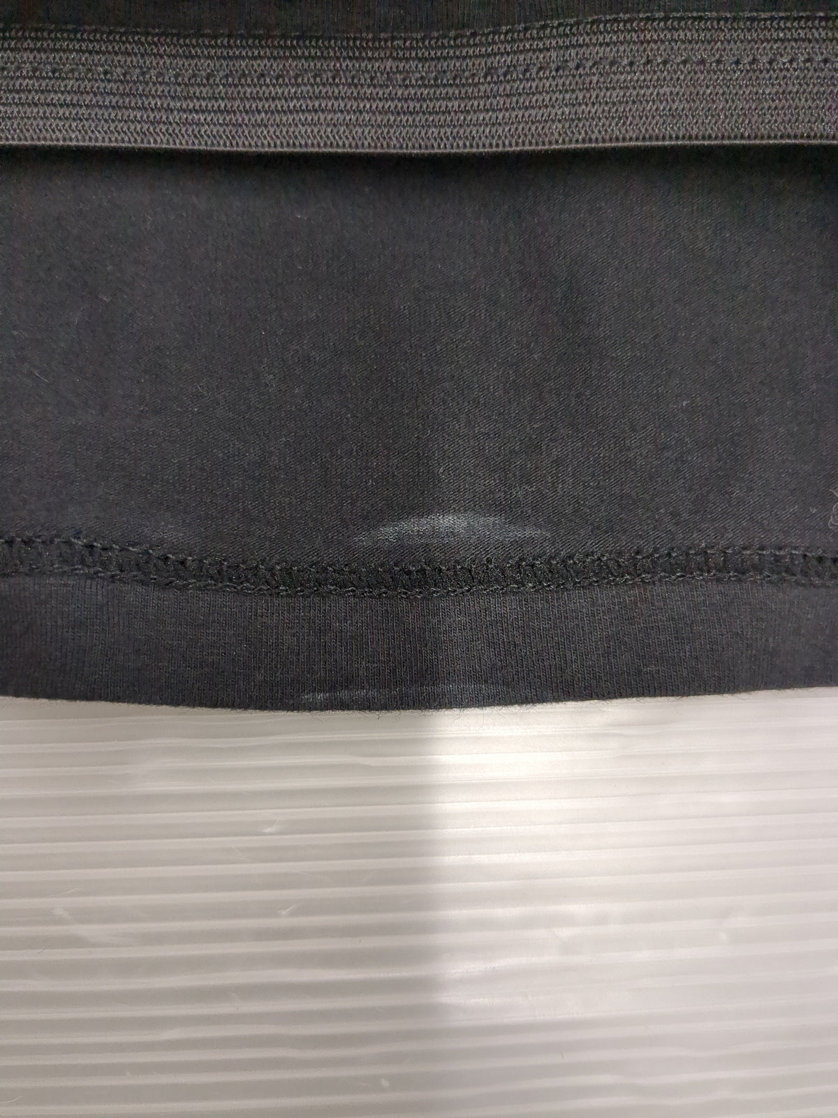 GYDA LOGO テープBACKクロスビスチェ