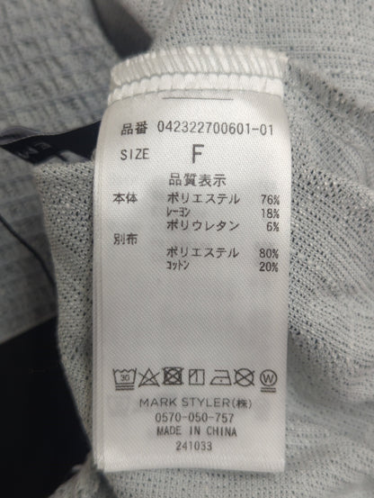 シャーリングタイトップ