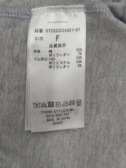 GYDA LOGO テープBACKクロスビスチェ