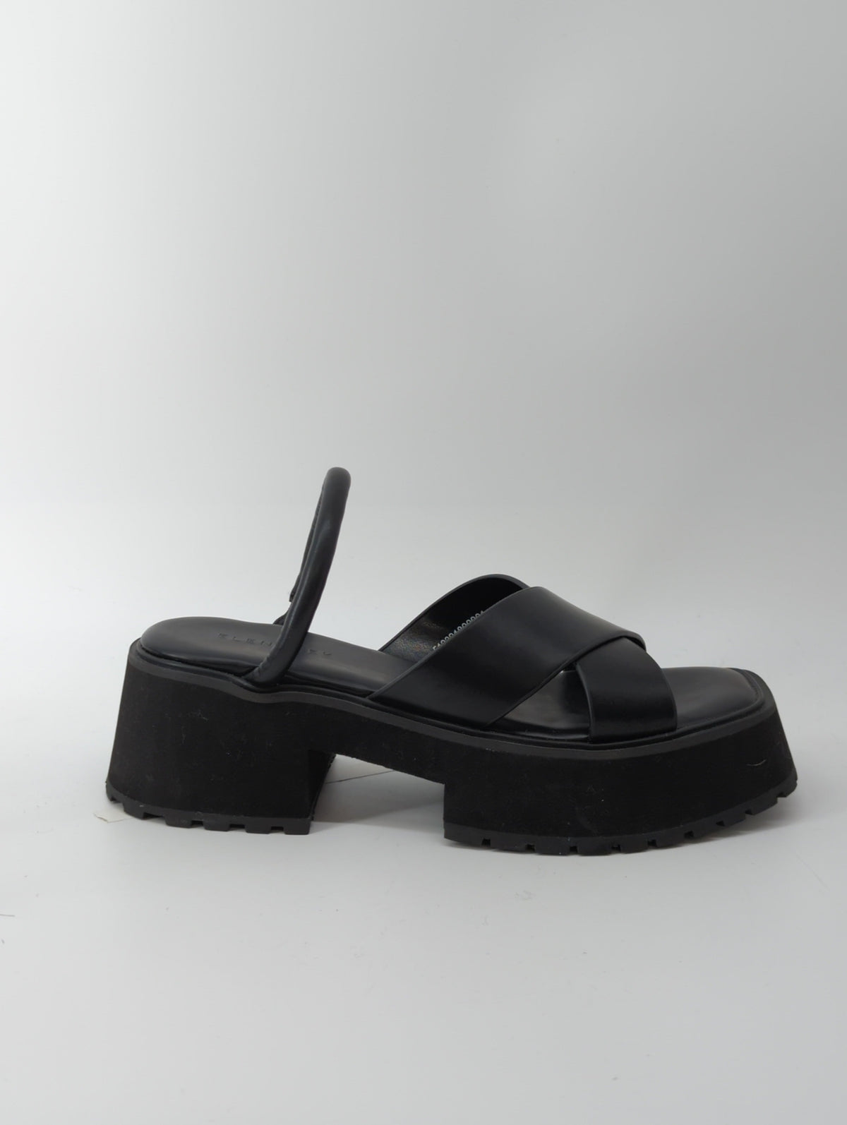 ASYMMETRY SANDAL