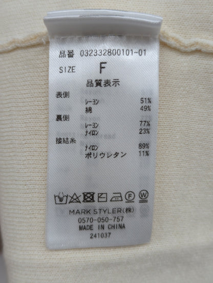 ショートフォルムニットカーディガン