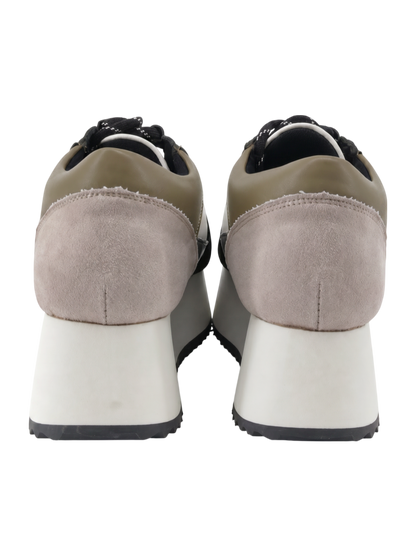 LACE UP PLATFORM SOLE SNEAKERS