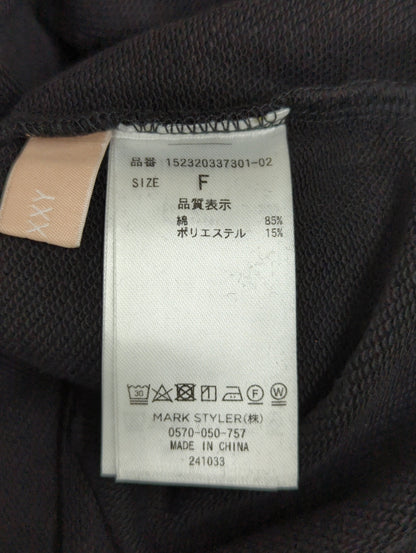 バックオープンスリットワンピース