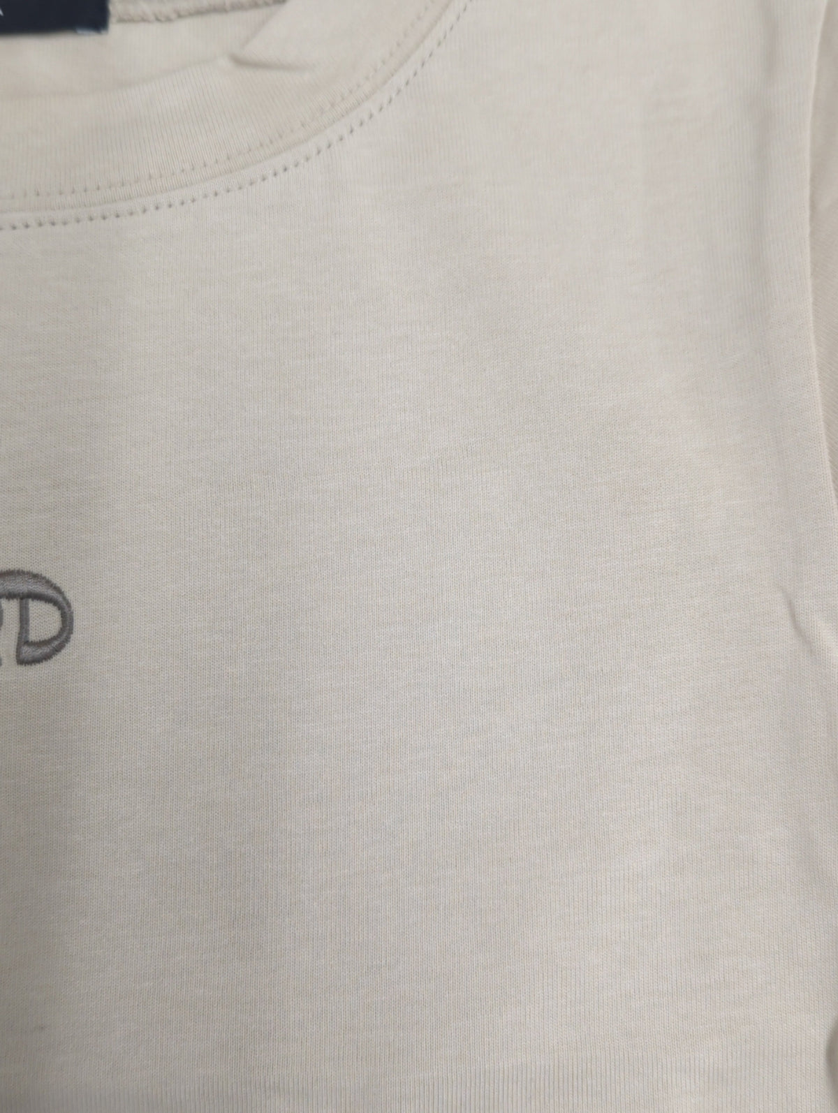 ロゴミニマルTシャツ