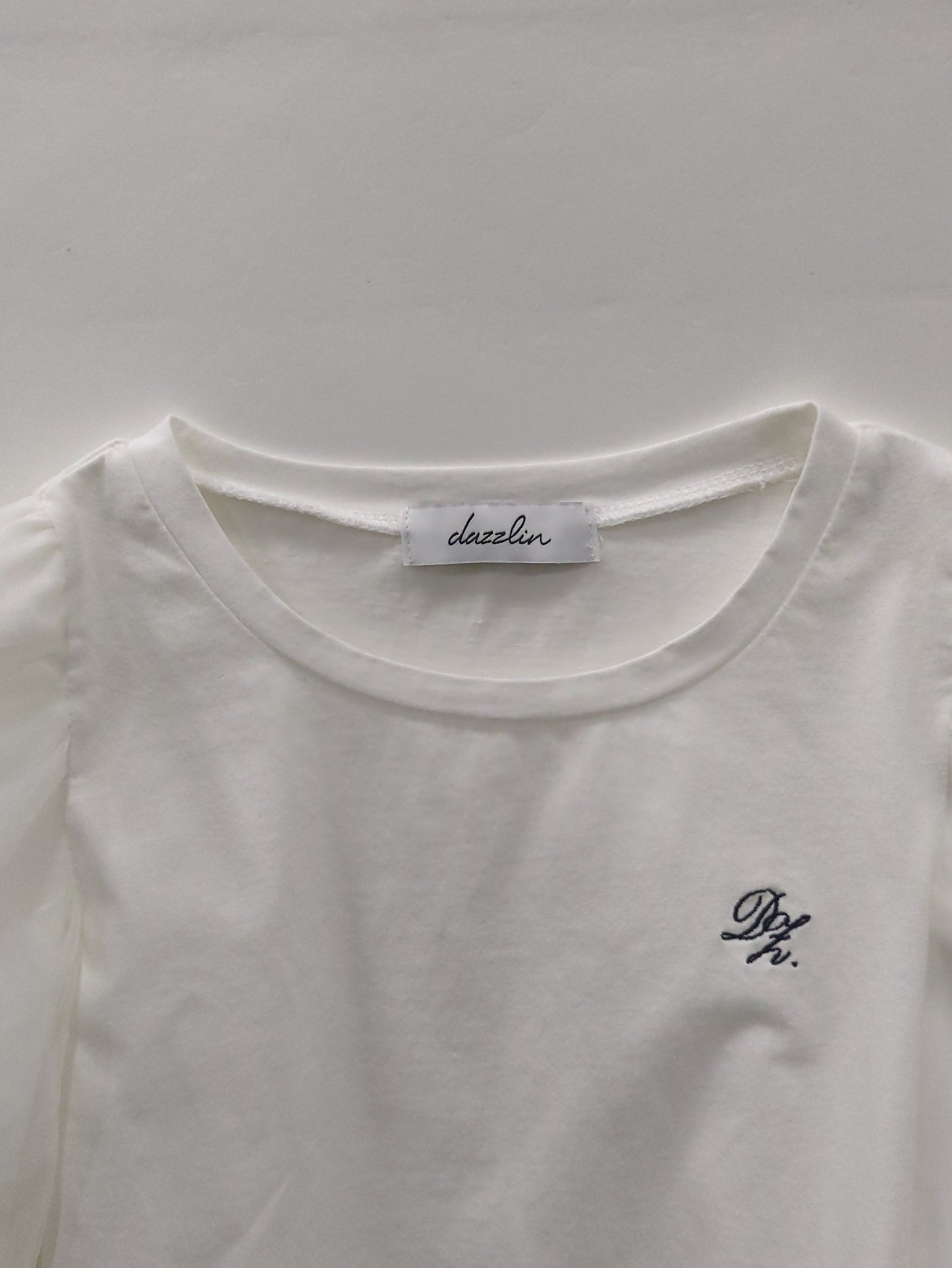 エンブロイダリーワンポイントTシャツ