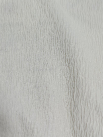 バックタイスカーフTシャツ