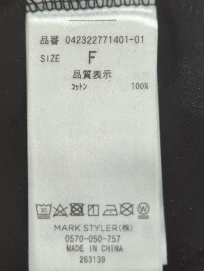 ロゴミニマルTシャツ