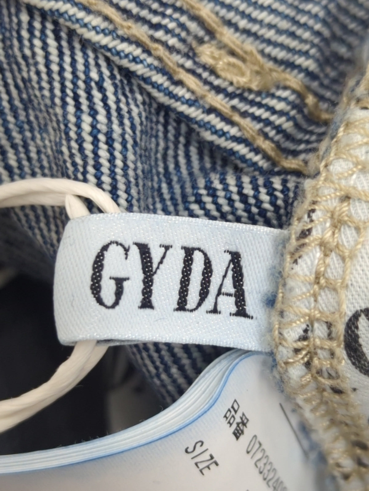 H/W GYDA SLEEK KNEEダメージデザインデニムパンツ