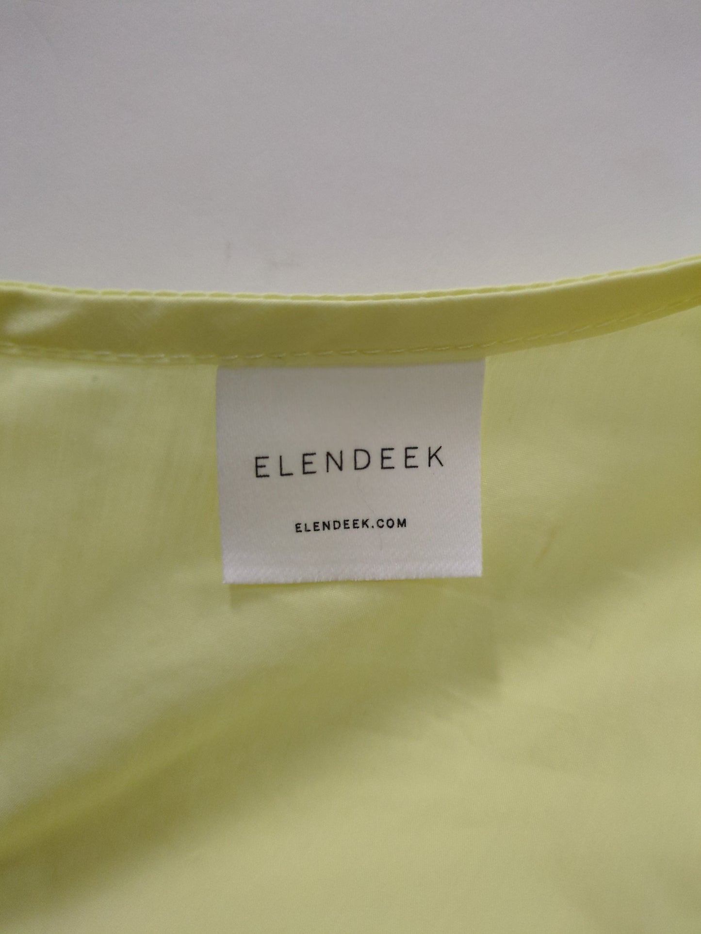 SHOULDER FRILL BL