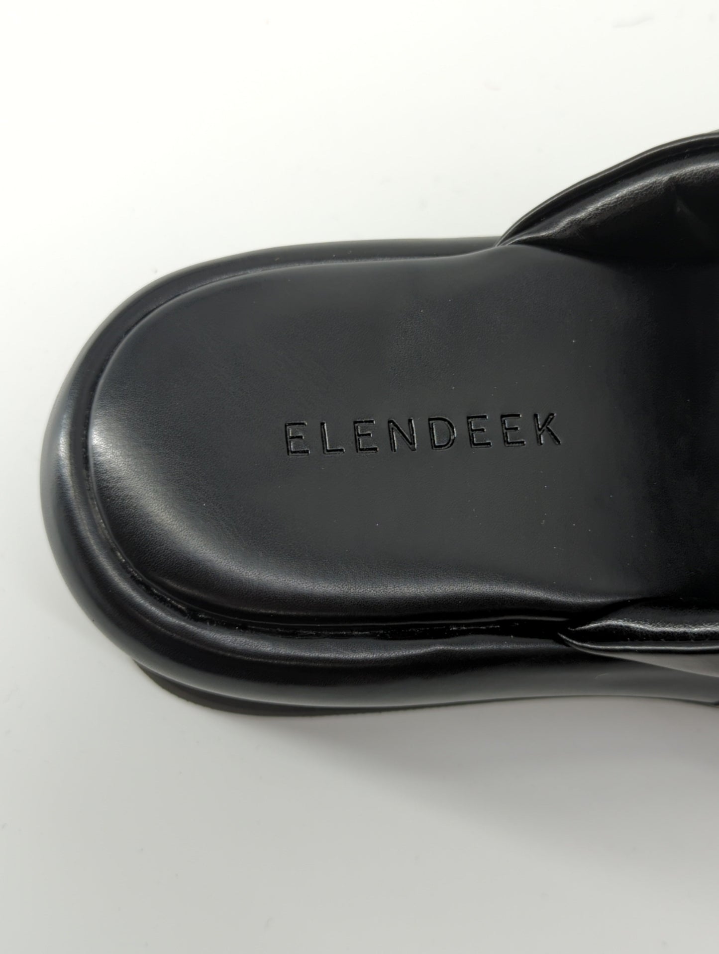 2BANDO SANDAL