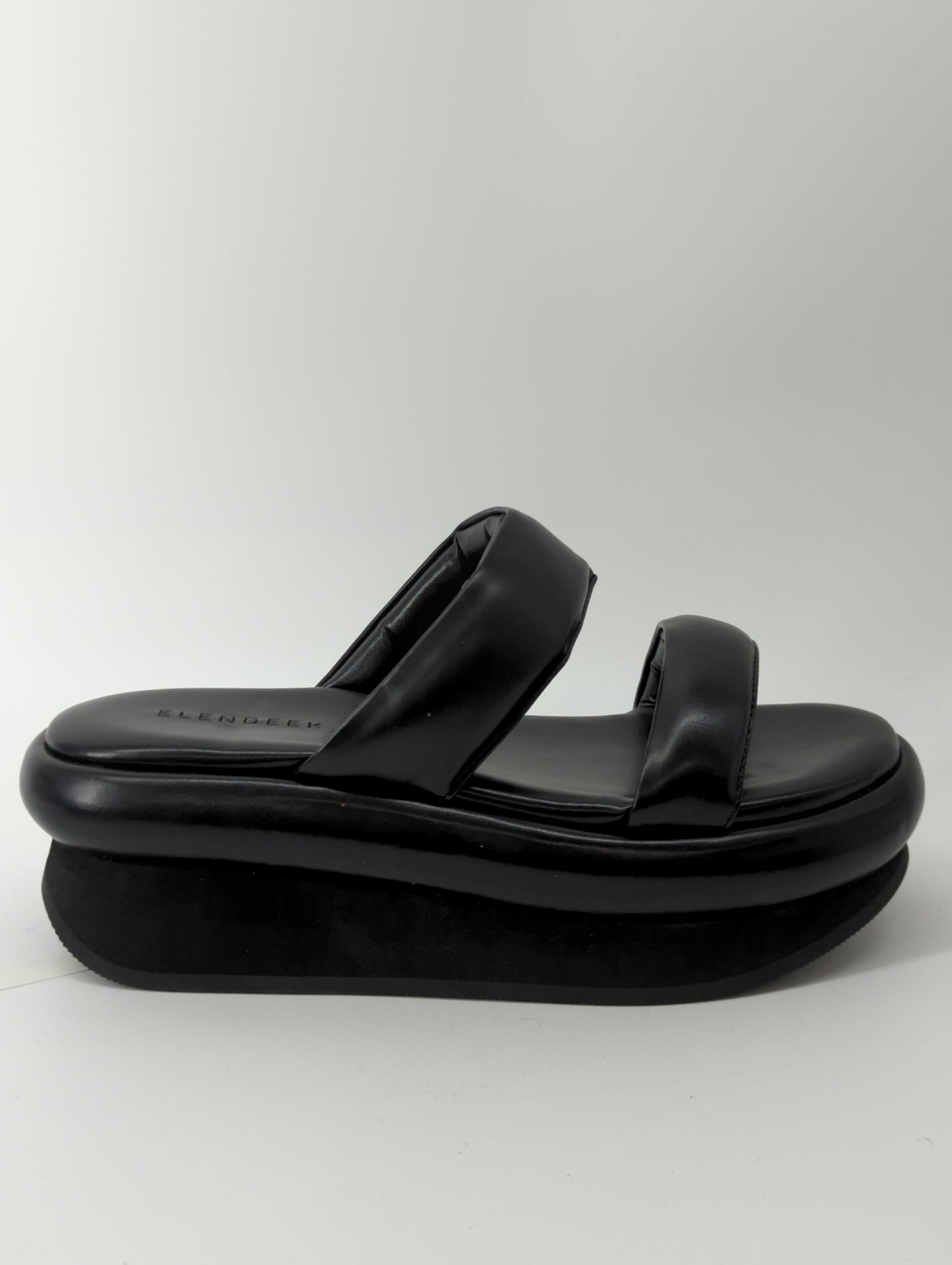 2BANDO SANDAL