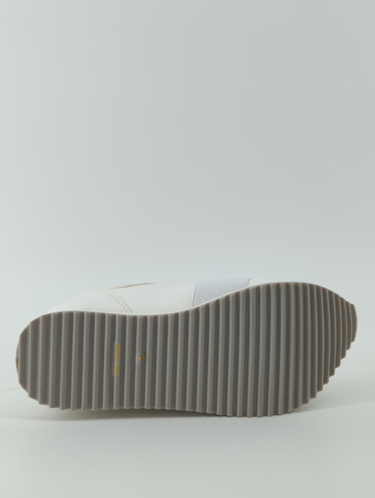 LACE UP PLATFORM SOLE SNEAKERS