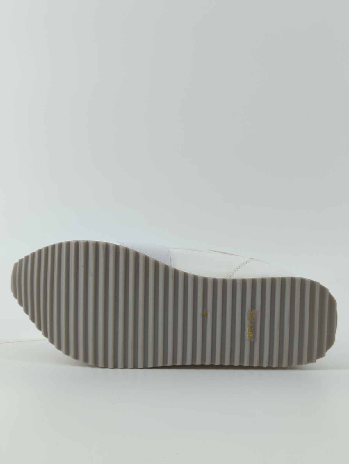 LACE UP PLATFORM SOLE SNEAKERS