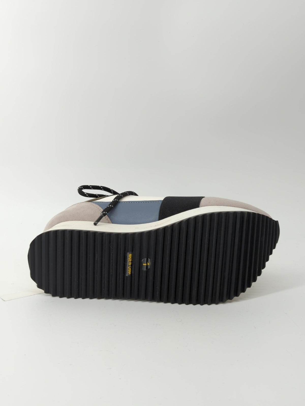 PLATFORM SNEAKERS