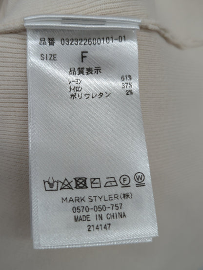 ミニマルハーフスリーブニットプルオーバー
