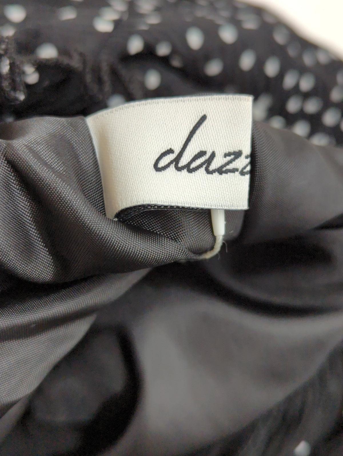 フリルオープンギャザーワンピース